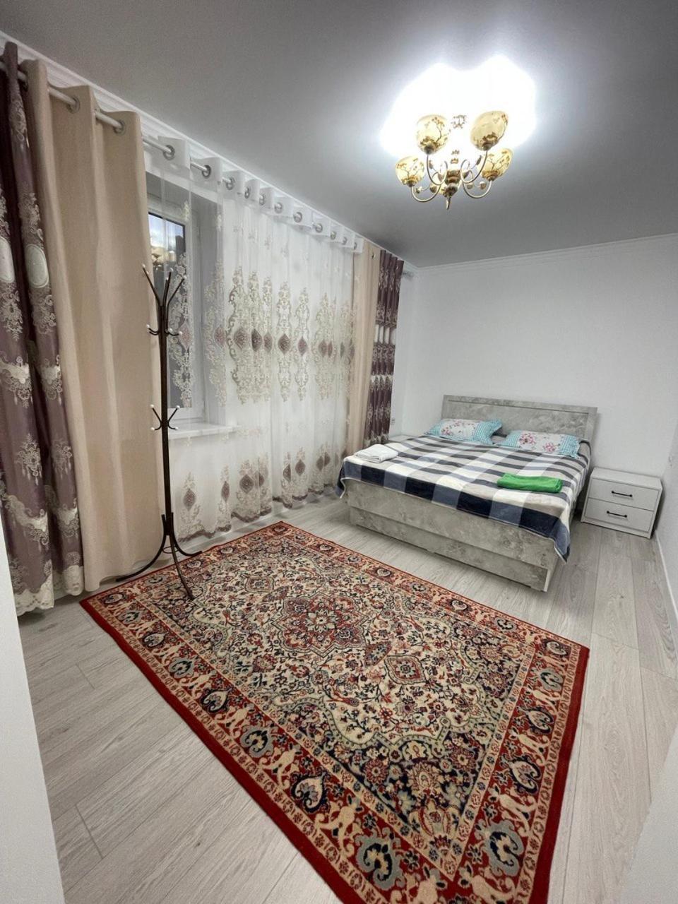 Center Guesthouse Kochkor Buitenkant foto