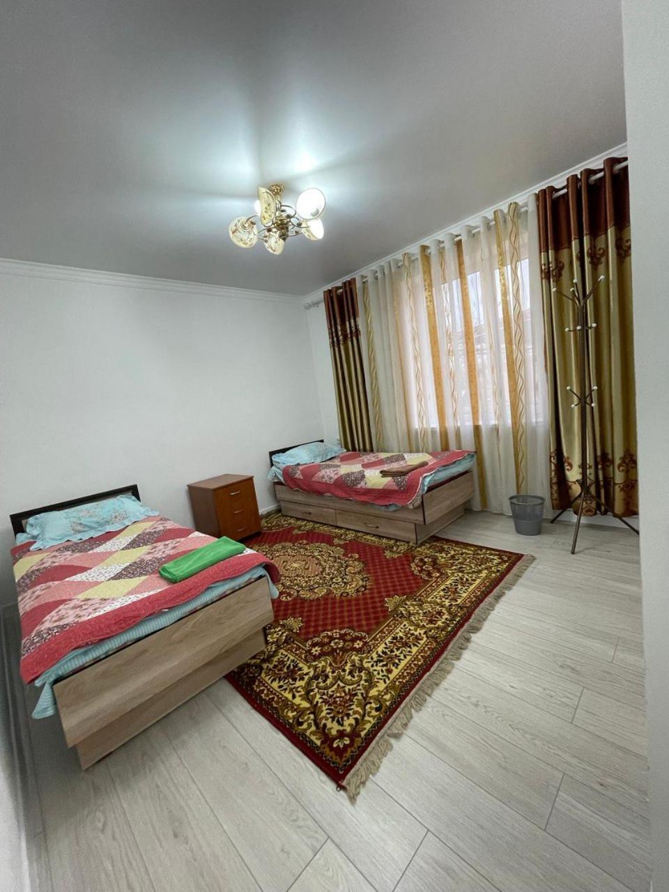 Center Guesthouse Kochkor Buitenkant foto