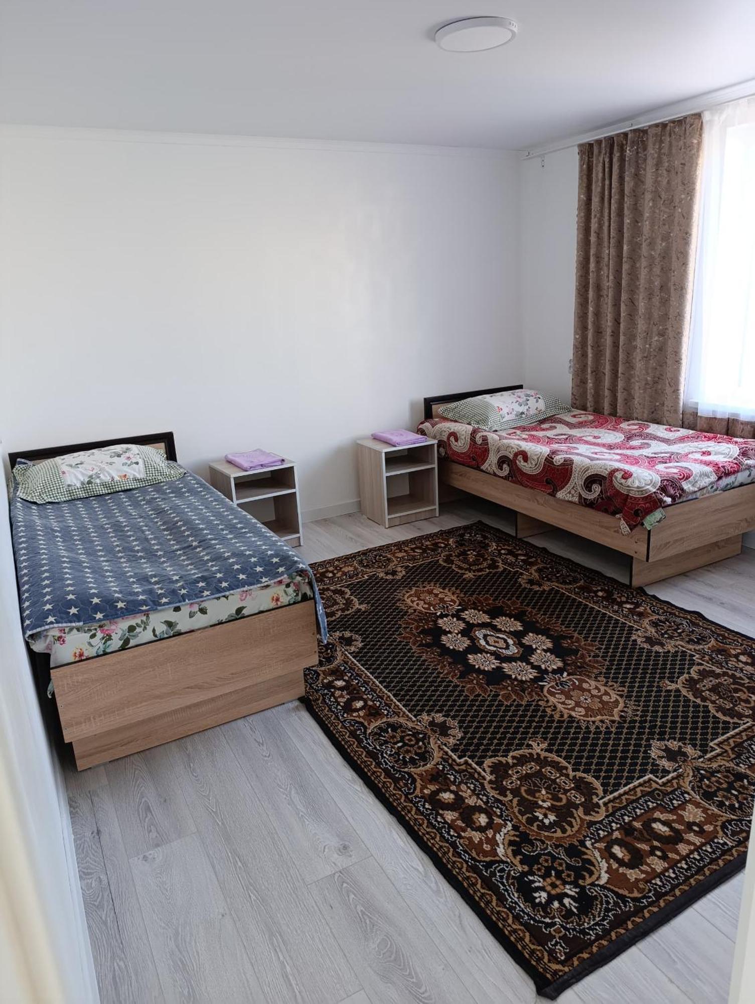 Center Guesthouse Kochkor Buitenkant foto