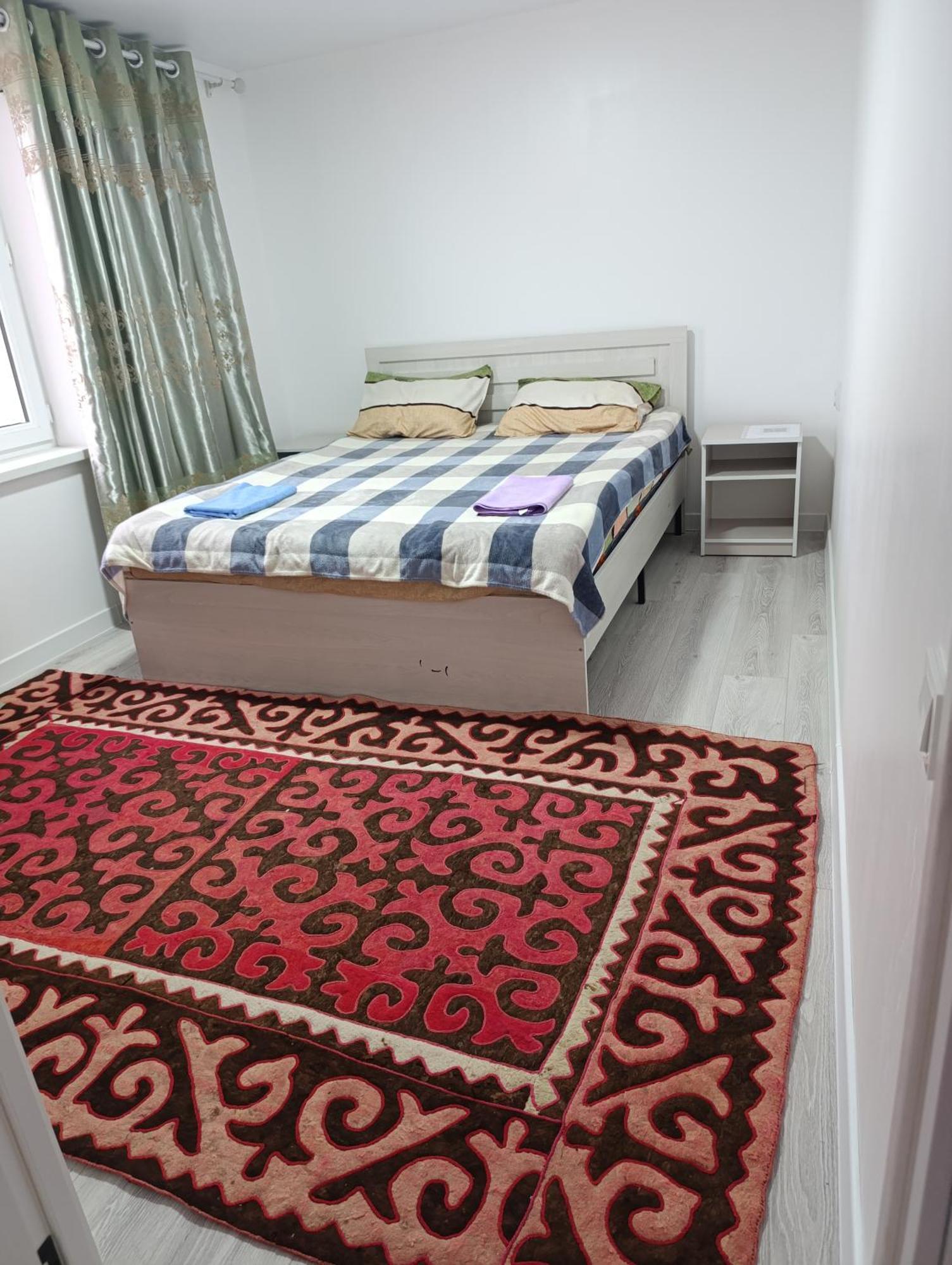 Center Guesthouse Kochkor Buitenkant foto